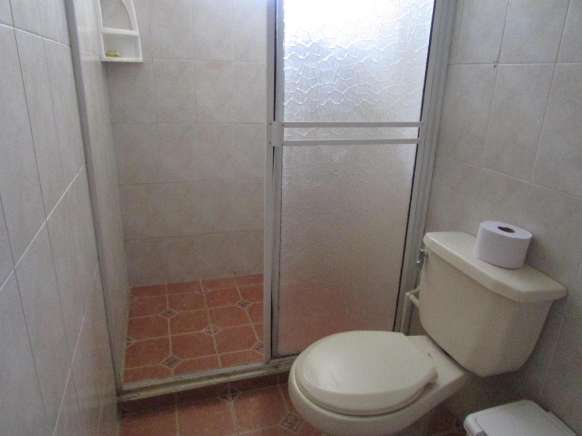 Posada Hostal Miss Marlly San Andrés Zewnętrze zdjęcie