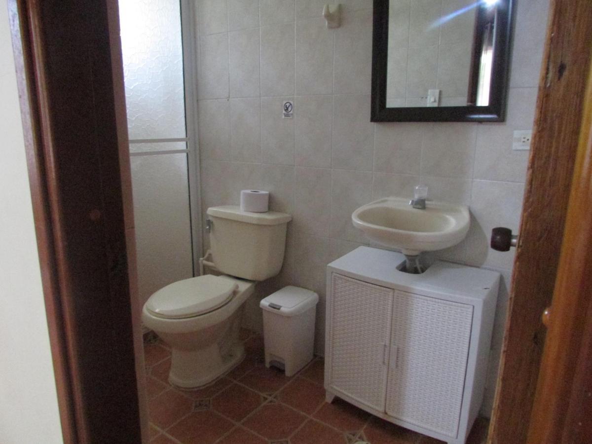 Posada Hostal Miss Marlly San Andrés Zewnętrze zdjęcie